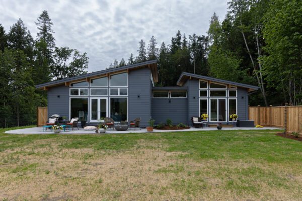 70897-2-Exterior-600x400