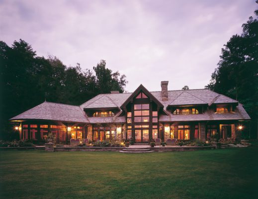 -Lindal-Classic-Lakeshore-Lodge-1-519x400