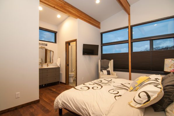 Lindal-Elements-Custom-Chalet-33-597x400